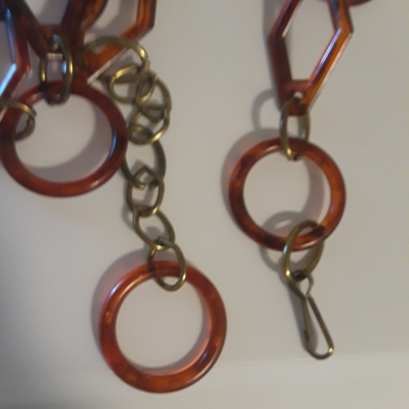 Vintage Lucite Linked Belt - Picture 3 of 4